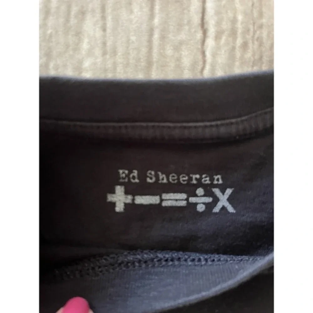 ED SHEERAN Mathematics Equals '21 European tour Black Tee shirt CHILDREN's 9-11.
